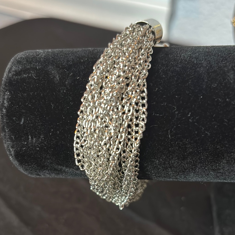Elegant Silver Chain Bracelet
